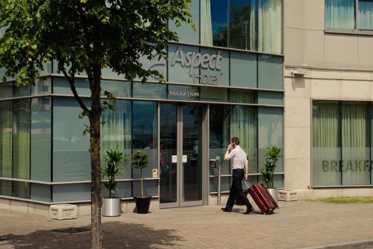 Aspect Hotel Park West Clondalkin Exterior foto